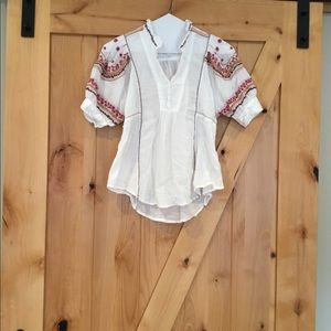 Anthropologie Lovely Embroidered Boho Top🌸